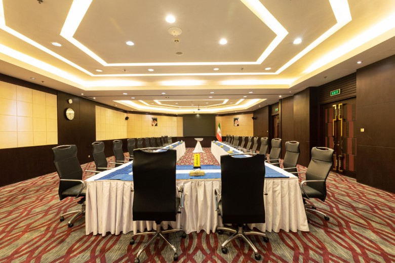 Parsian Azadi Hotel Conference And Banquet Halls