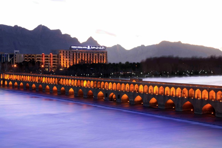 Parsian Kowsar Hotel, Near Si-O-Se Pol Bridge, Isfahan