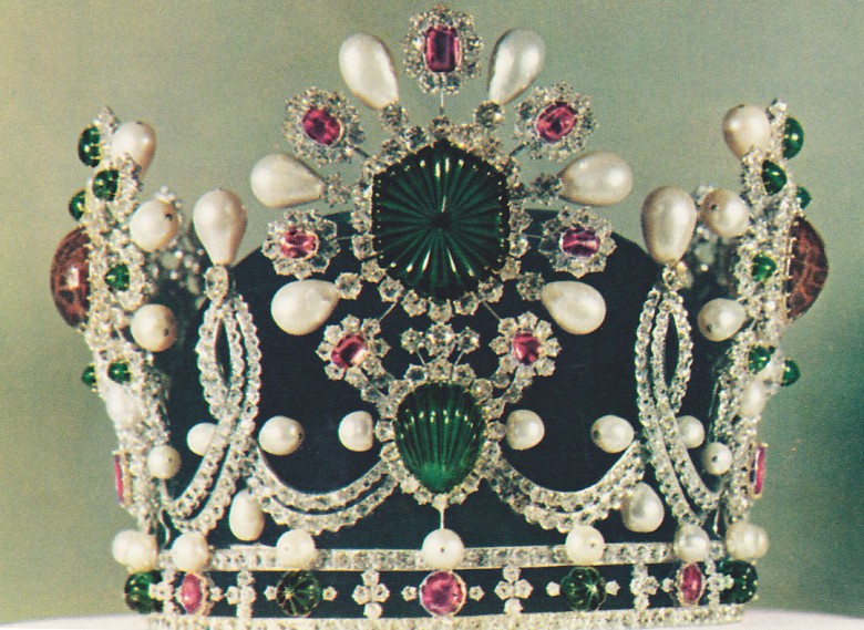 The Empress'S Crown Or Shahbanu'S Crown