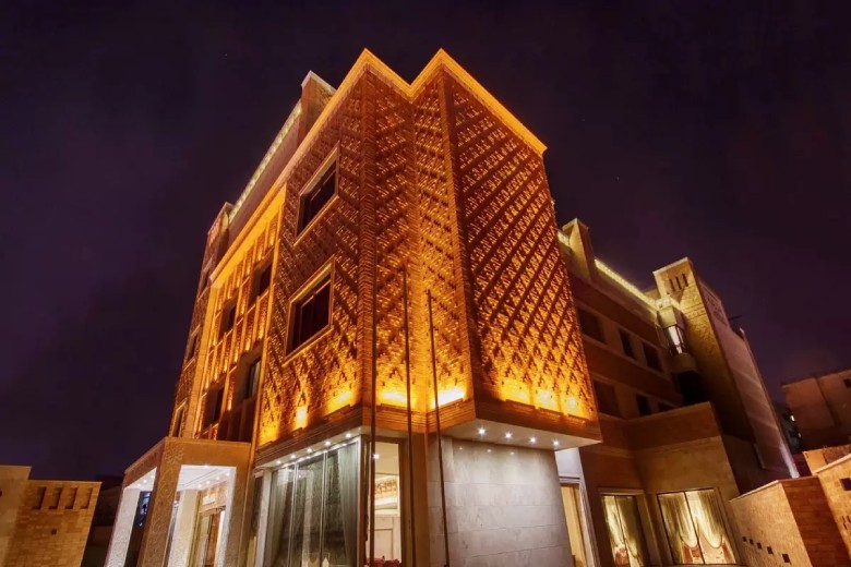 Comfortable And Best Hotels In Shiraz: Where To Stay 5 Zandiyeh Hotel, Shiraz
