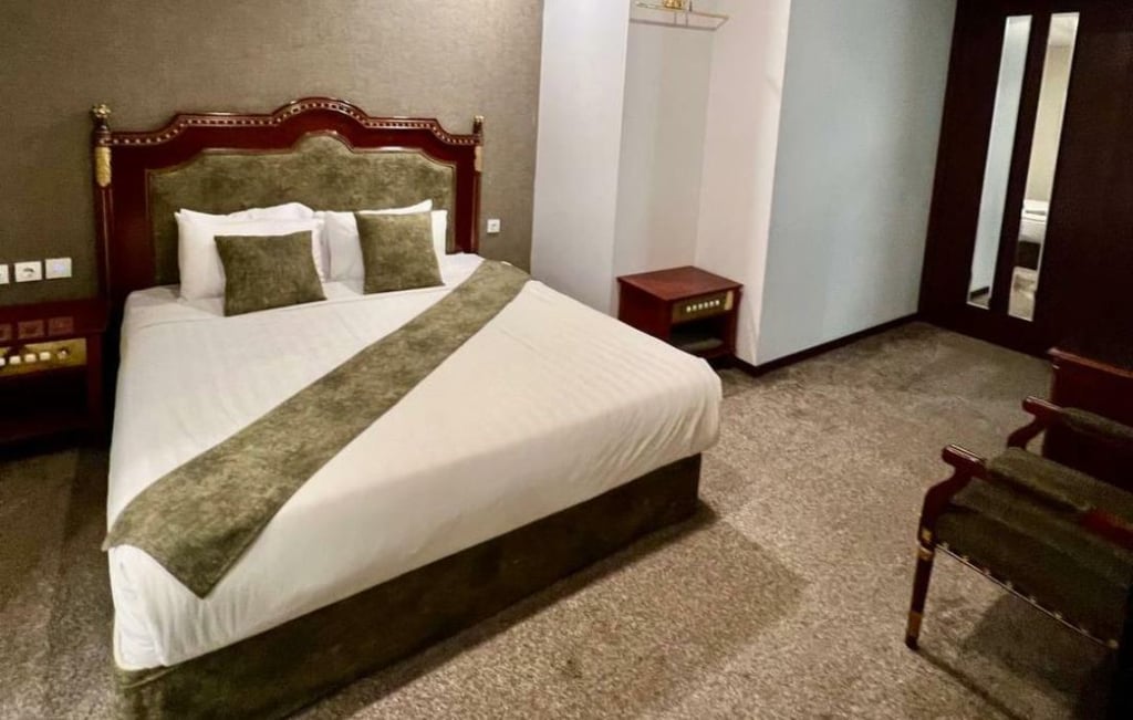 Book Qasr Al Ziyafe Qods Hotel Mashhad