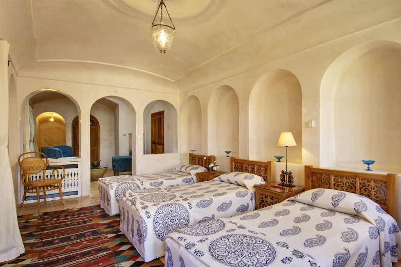 Manouchehri House: Where Tradition Meets Luxury 5 Manouchehri House Hotel Rooms
