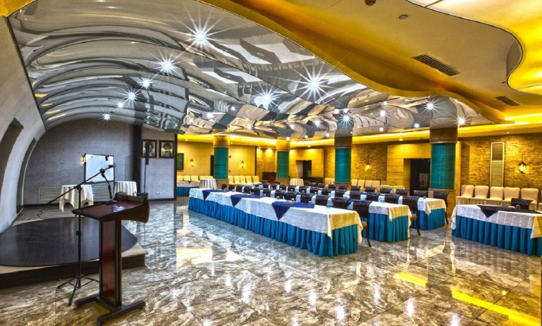 Parsian Evin Hotel: Comfort Meets Class In Tehran 6 Parsian Evin Hotel Facilities