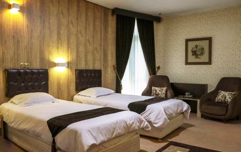 Twin Rooms Of Ferdowsi Hotel