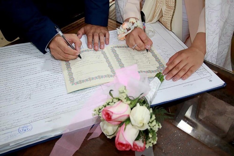 Iranian Wedding Rituals: Unique Customs You Must Know 5 Aqd-Nâmeh (Marriage Contract)