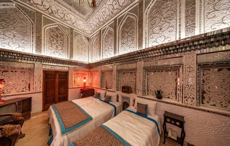 Malek-O Tojar Hotel Yazd: Elegance In Every Corner 5 Malek-O Tojar Hotel Rooms