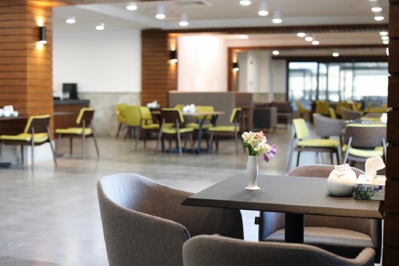 Novin Plus Hotel: Luxury Accommodation In Mashhad 5 Novin Plus Hotel, Restaurants And Coffee Shops