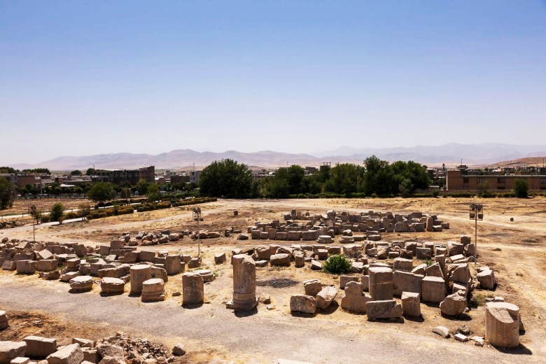 Temple Of Anahita: Dive Into Ancient Worship 2 Ruins Of Anahita Temple In Kermanshah