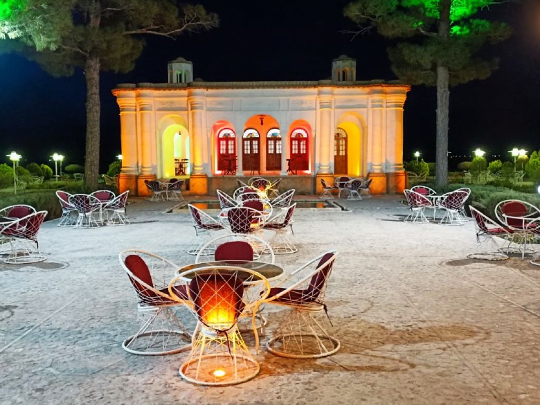 Kerman Pars Hotel: A Luxurious Getaway 3 Kerman Pars Hotel Amenities