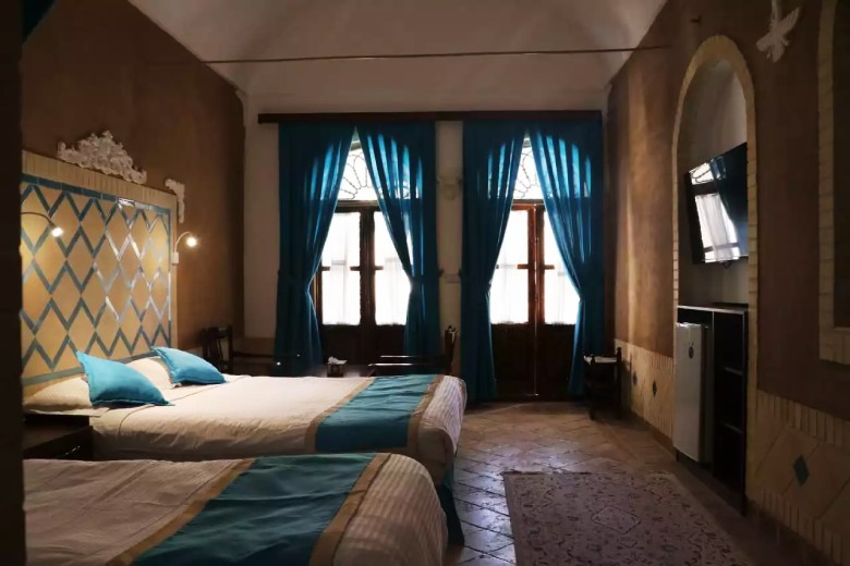 Laleh Hotel Yazd: Tradition Enveloped In Comfort 3 Laleh Hotel Yazd Rooms