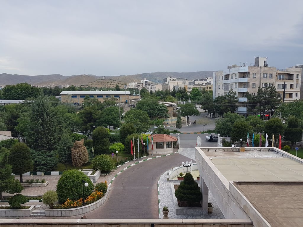 Pardisan Hotel In Mashhad