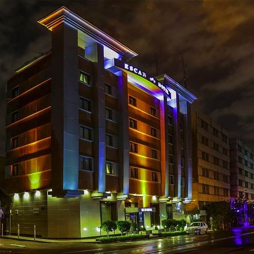 Eskan Forsat Hotel