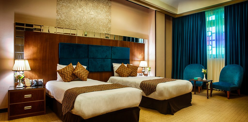 Karim Khan Hotel Shiraz: Where History Meets Comfort 3 Karimkhan Hotel Shiraz