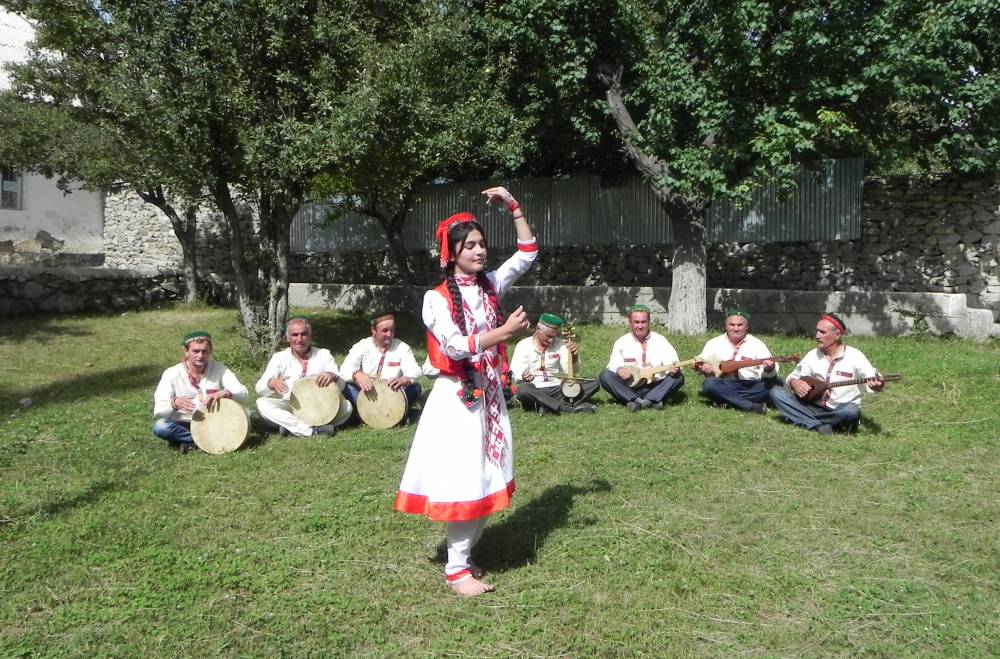 The Art Of Crafting And Playing Rubab Listed As Unesco Heritage 2 Suchon Folklore Musical Group Performs In The Heart Of Shughnan District, Celebrating Tajikistan'S Rich Cultural Heritage. © Tajikistan National Commission For Unesco, 2020