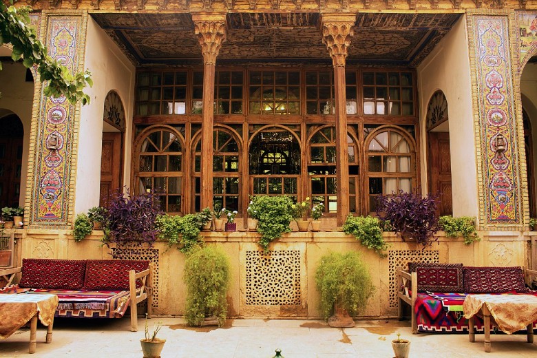 Manteghi Nejad Historical Mansion, Shiraz