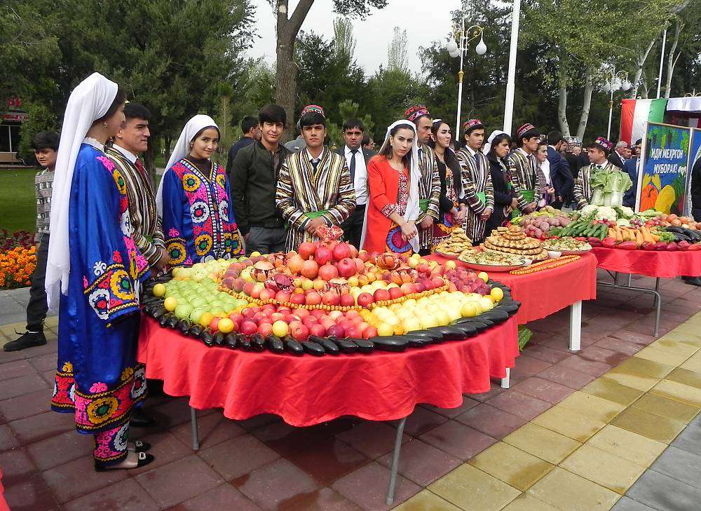 Mehregan Festival Added To Unesco’s Heritage List 4 Mehrgan Exhibition In Dushanbe, Ferdowsi Garden Of Tajikistan