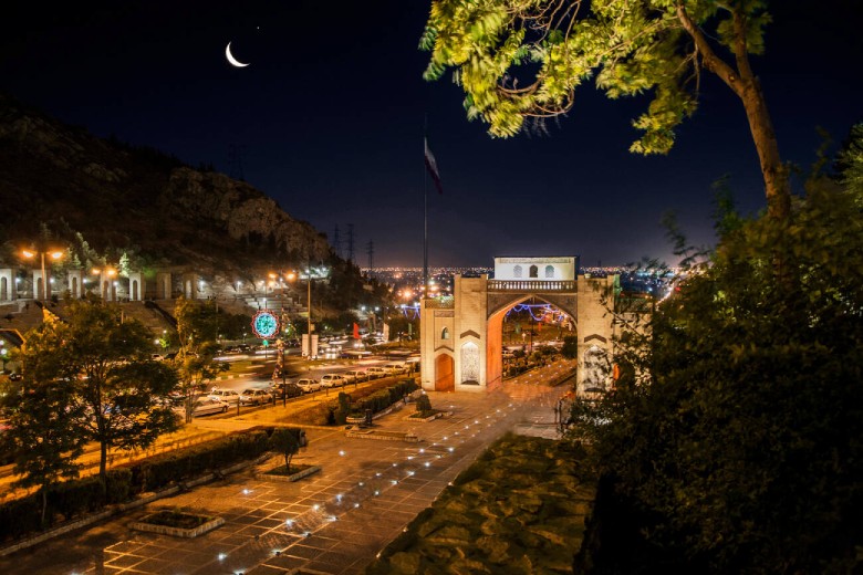 The Beauty Of Shiraz Quran Gate At Night