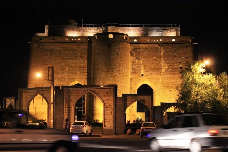 Arg Of Tabriz: A Glimpse Into Persia’s Royal Past! 6 Visiting Arg Of Tabriz