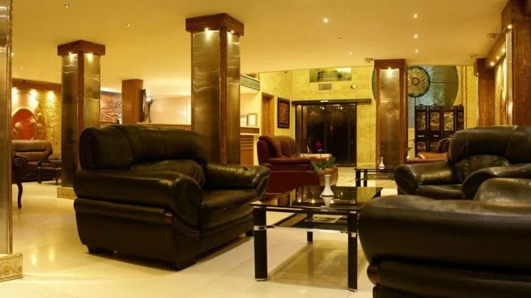 Abrisham Hotel Affordable Stay Near The Holy Shrine