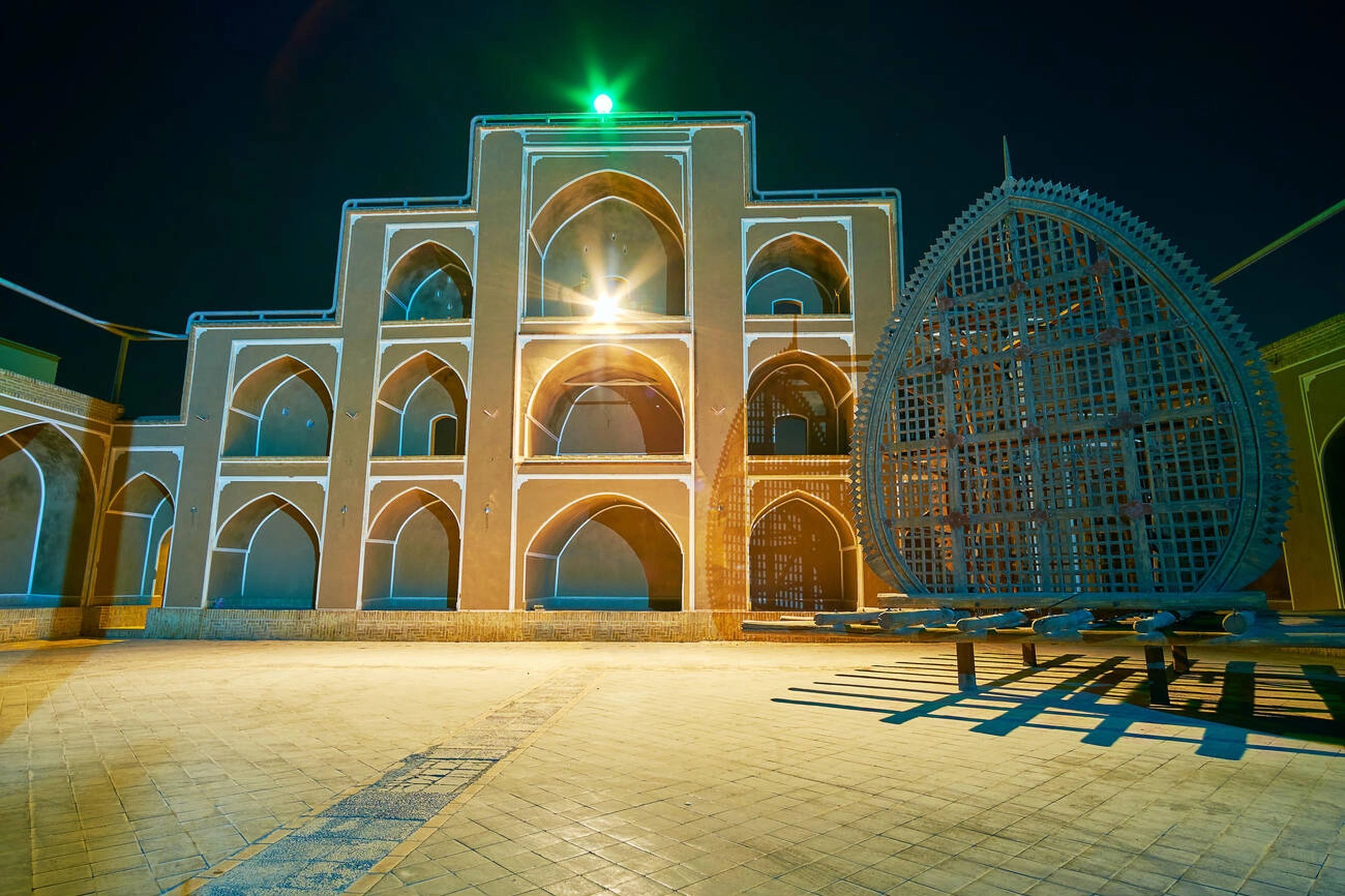 Nakhl Gardani In Yazd’s Old Town