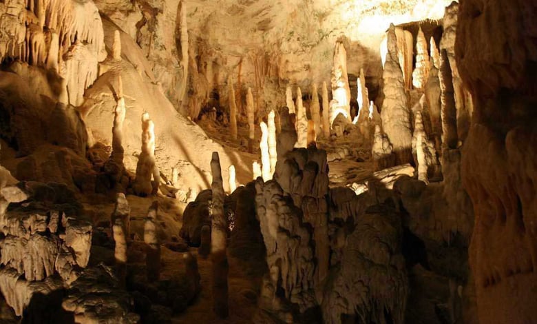 Quri Qaleh Cave: A Trip To The Center Of The Earth 1 Quri Qaleh Cave