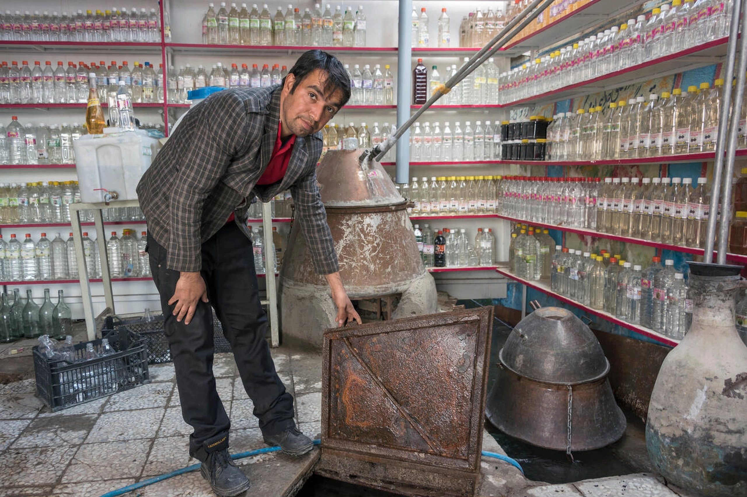 Every May, As Part Of The Kashan Rosewater Festival, Farmers In Qamsar And Kashan Handpick Damask Roses At Dawn And Use Traditional Distillation Methods To Extract Pure Rose Essence. Photo Credit: Samaneh Khosravi / Alamy Stock Photo