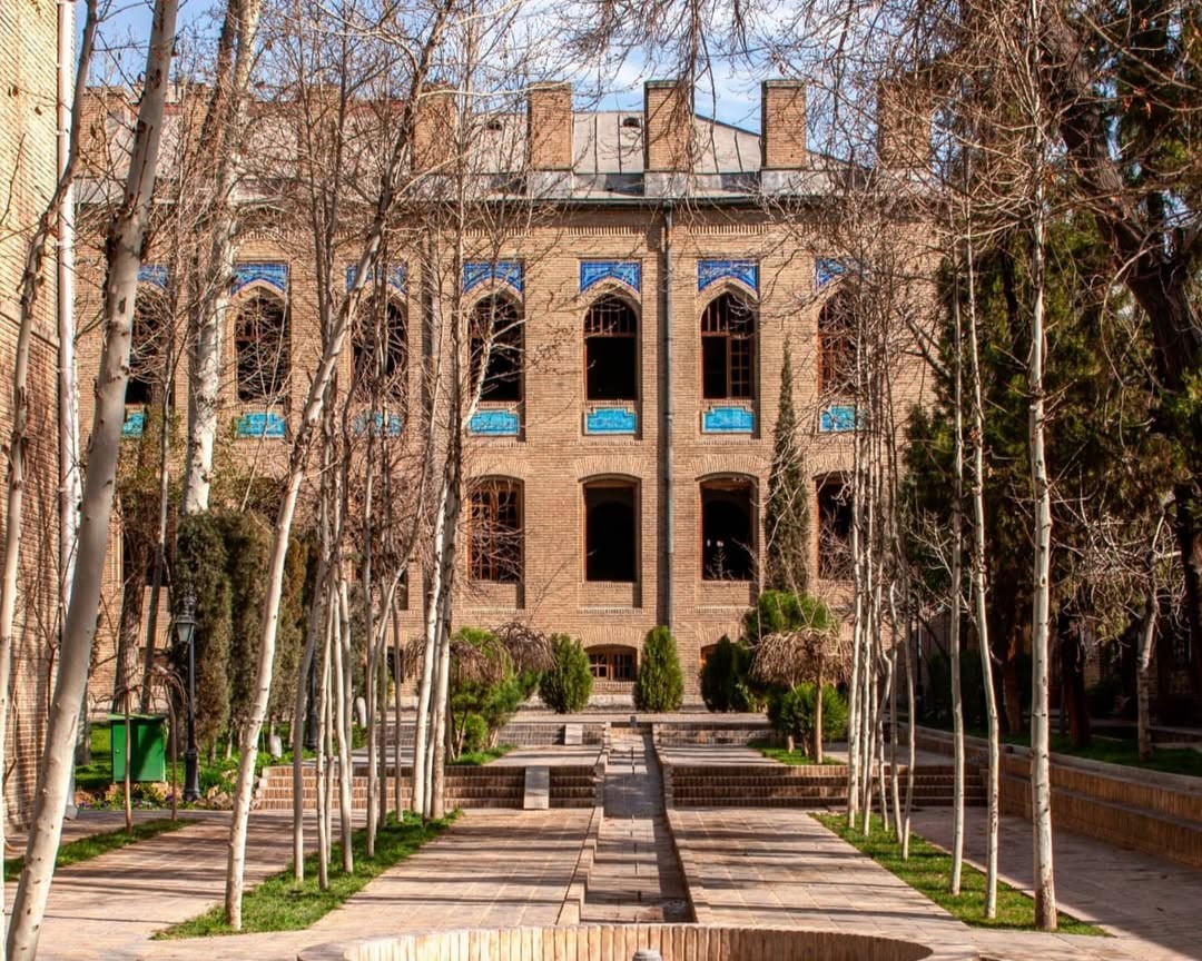 View Of The Pavilion In Negarestan Garden