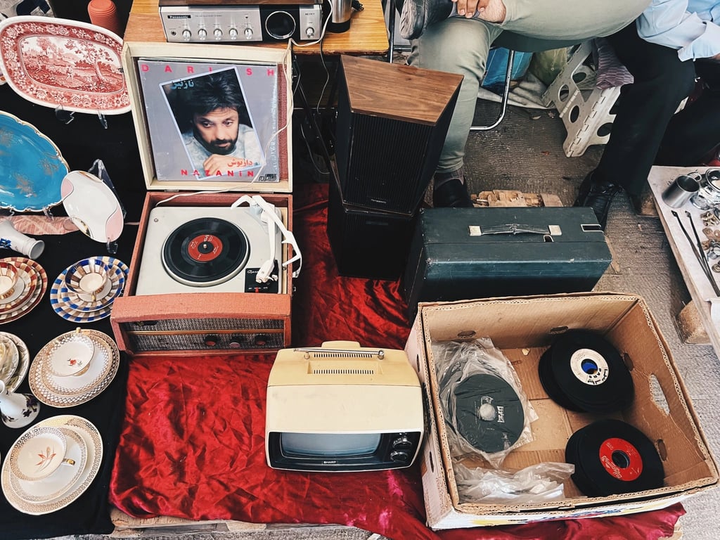 Tehran Jomeh Bazaar: Uncover Hidden Treasures 10 Vintage Treasures At Tehran Jomeh Bazaar