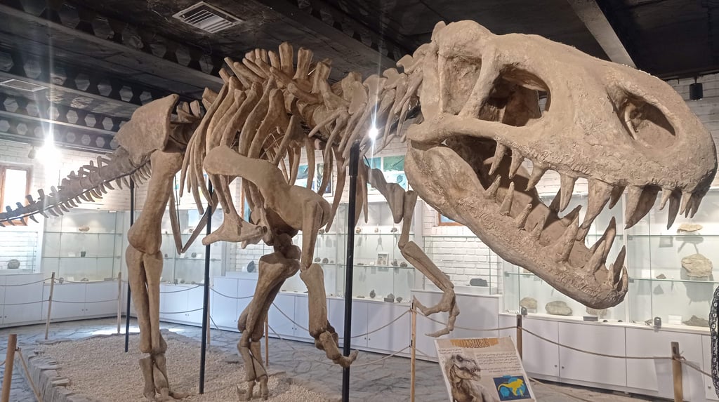 Jurassic Park Mashhad: A Thrilling Journey To The Prehistoric World 16 Jurassic Park Mashhad Museum
