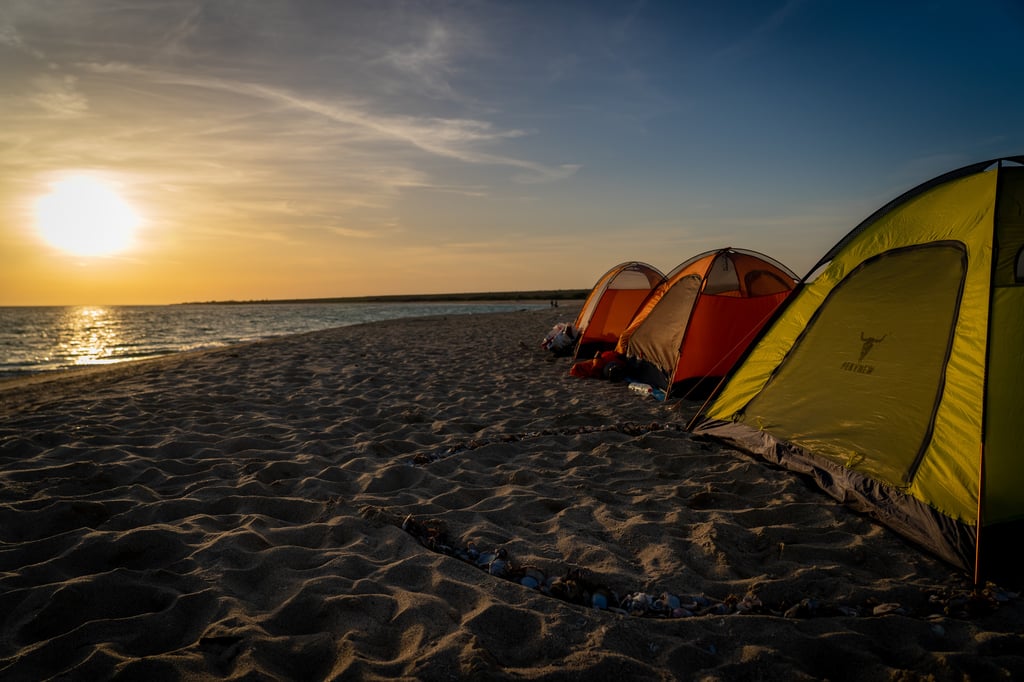 Camping In Southern Iran: Top Destinations For Nature Lovers 8 Lavan Island