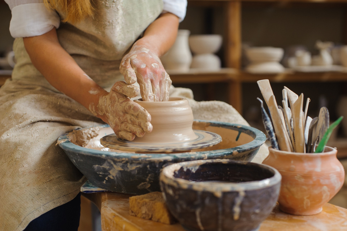 Pottery-experience-in-Tehran