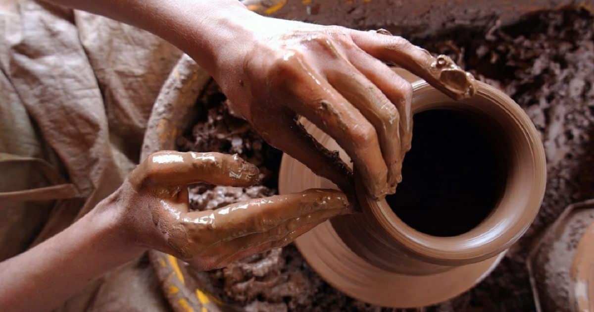 Pottery-experience-in-Tehran