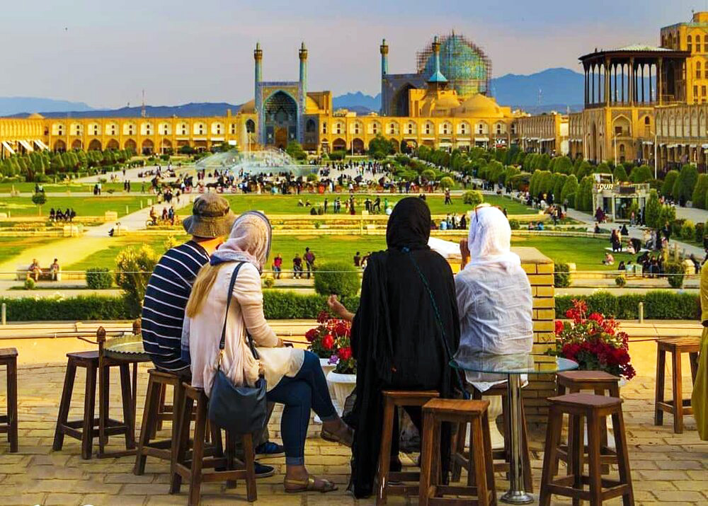 isfahan iran traveling center Imam square