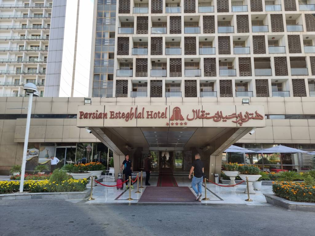Book Parsian Esteghlal Hotel in Tehran