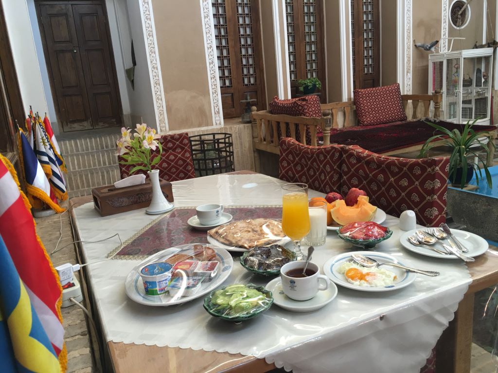 Lab-E-Khandagh Historical Hotel Yazd	