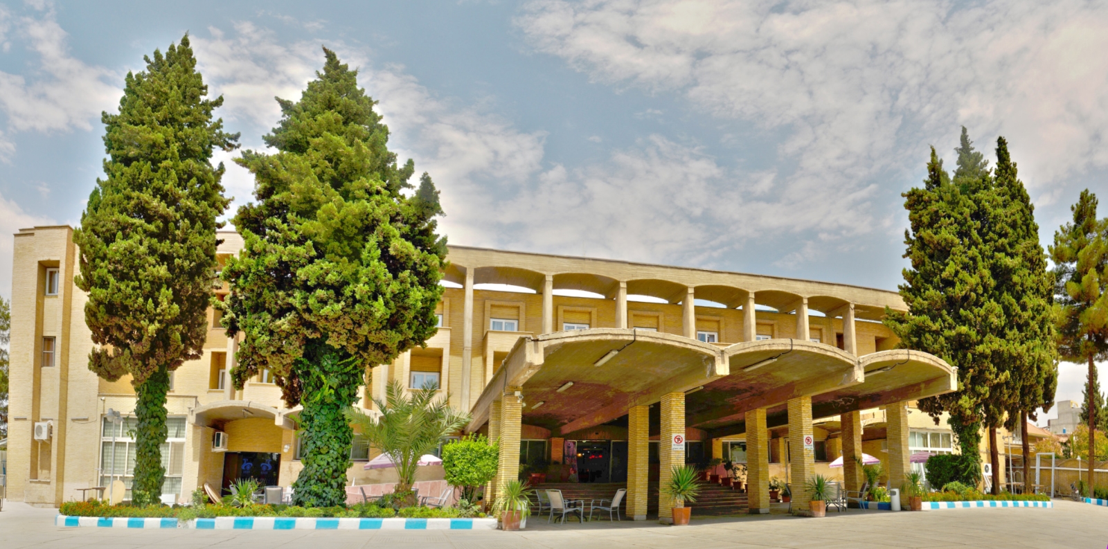 Jahangardi Hotel Kerman