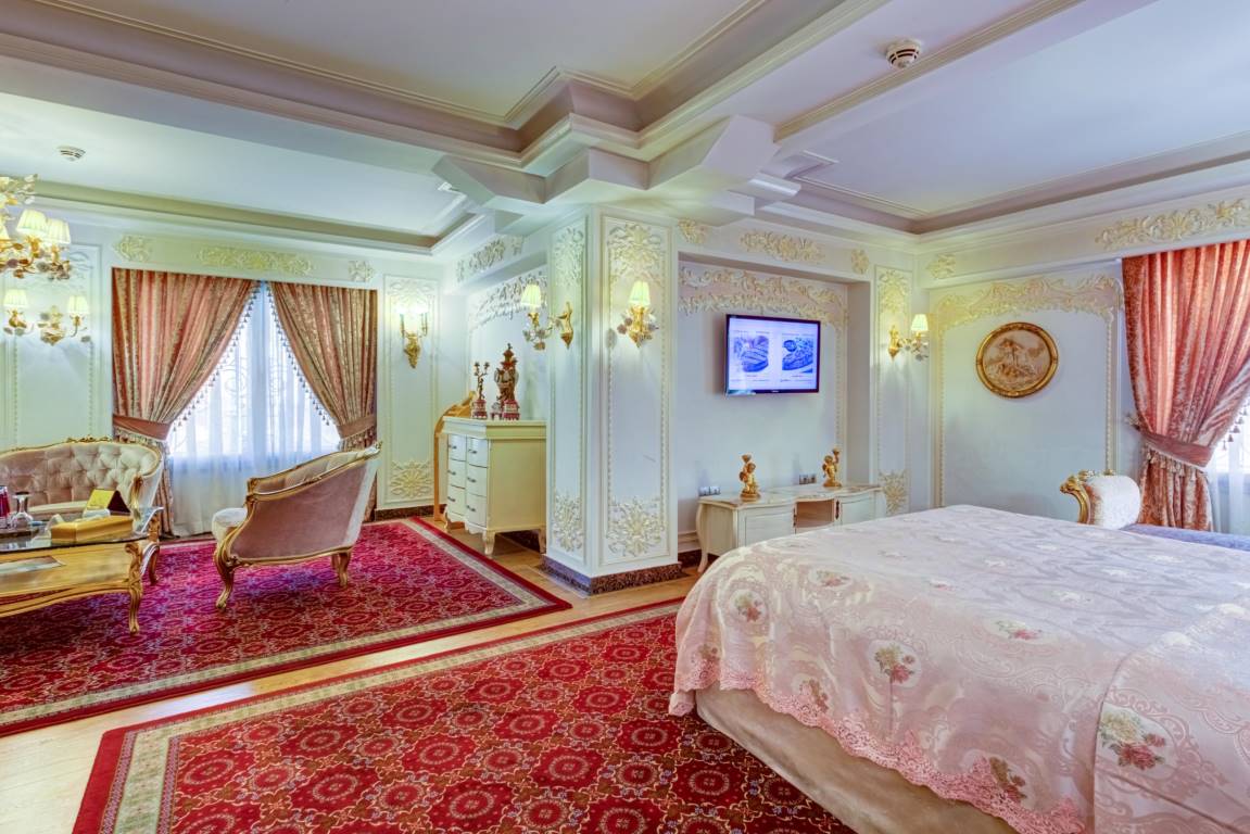 Luxurious Golden Palace (Ghasr Talaee) Intl Hotel