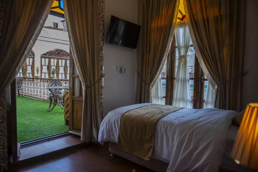 Traditional Boutique Hotel Kermanshah		