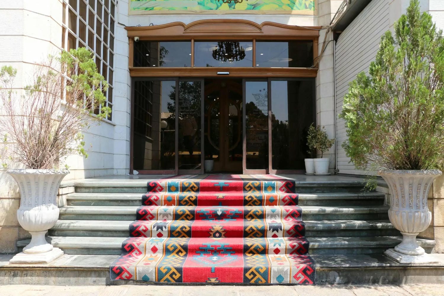 Parseh Hotel in Shiraz