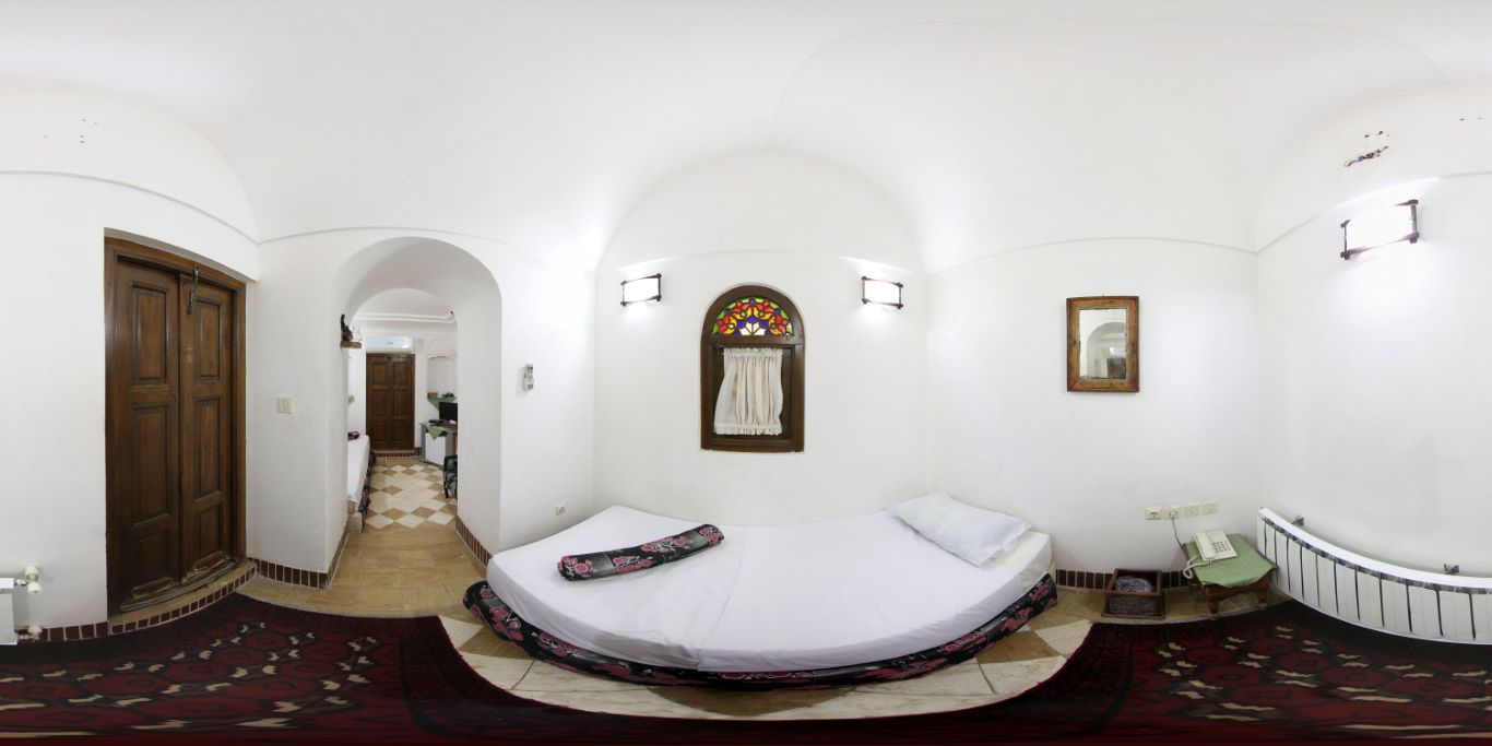 Lab-E-Khandagh Historical Hotel Yazd	