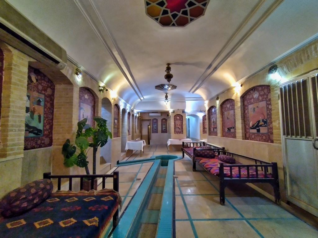 Malek-O Tojjar Antique Hotel Yazd	