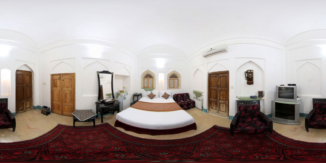 Lab-E-Khandagh Historical Hotel Yazd	