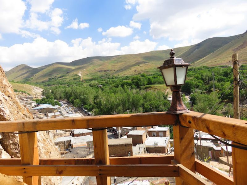 Laleh Kandovan