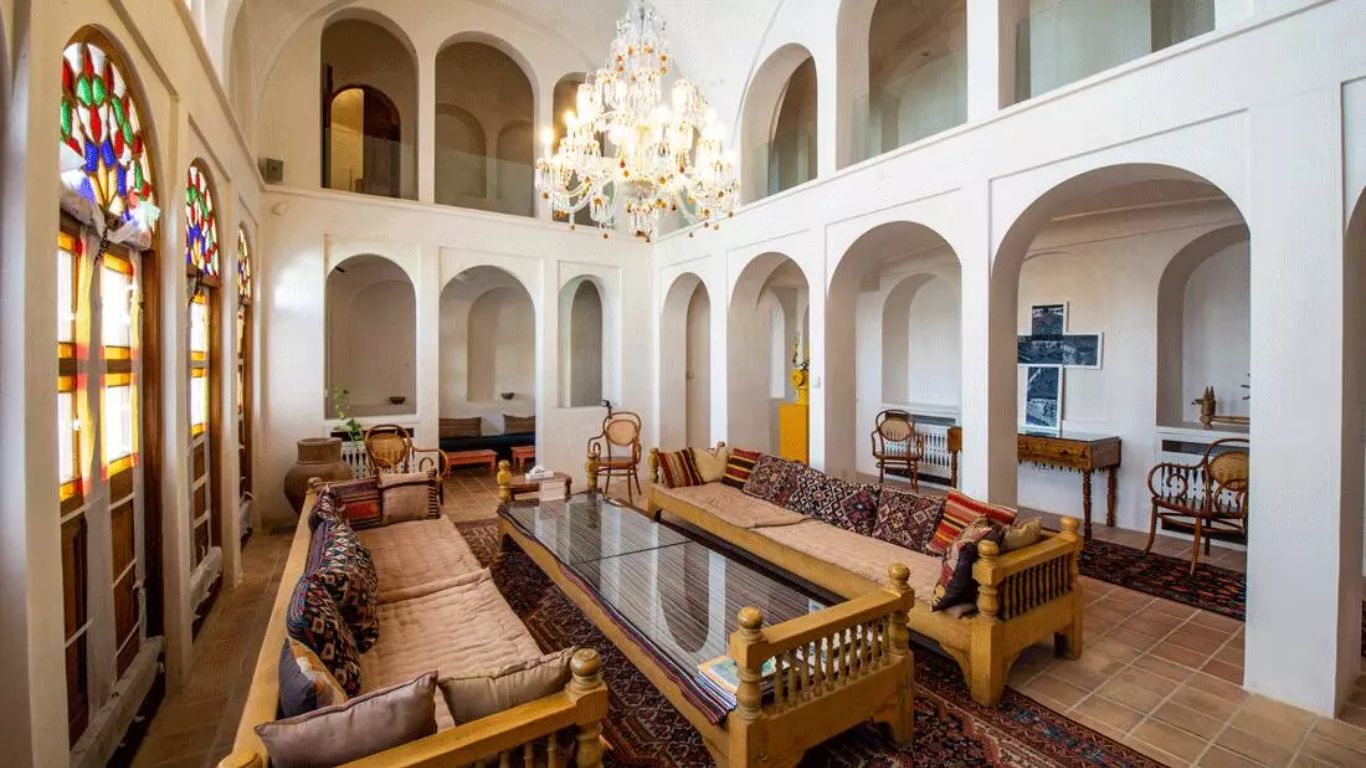 Manoochehri Traditional Residence Kashan