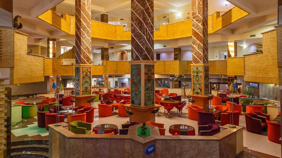 Petroshimi Hotel Tabriz		