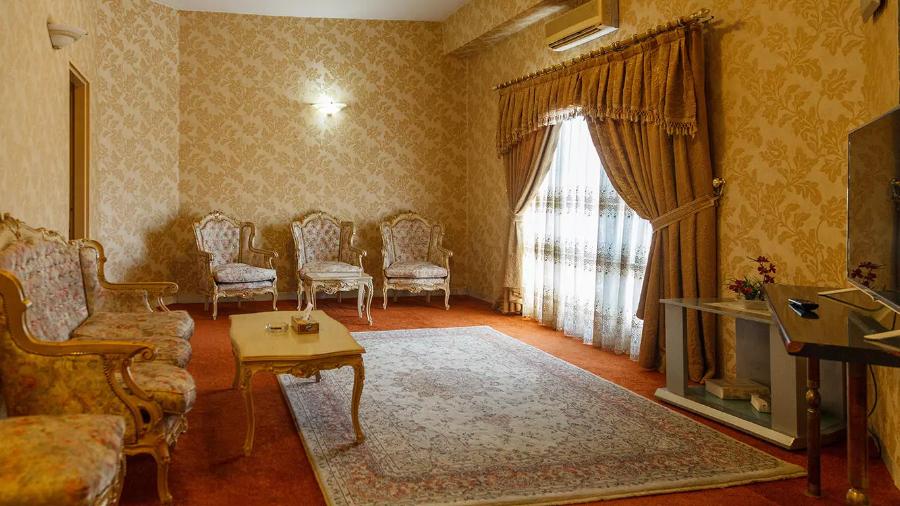 Petroshimi Hotel Tabriz		