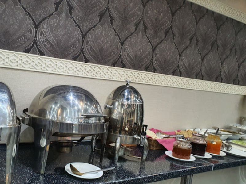  Kurosh Apartment Hotel Kermanshah