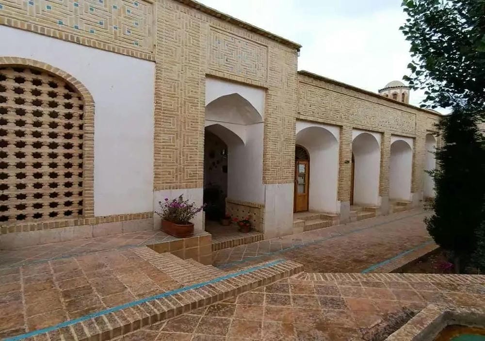 Kelias Traditional Residence Kerman