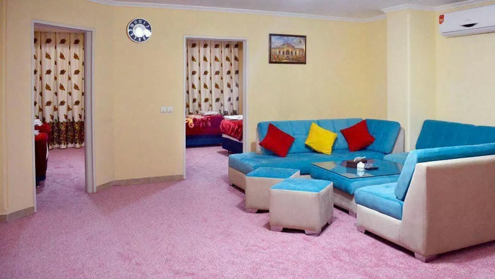 Saeb Apartment Hotel Tabriz