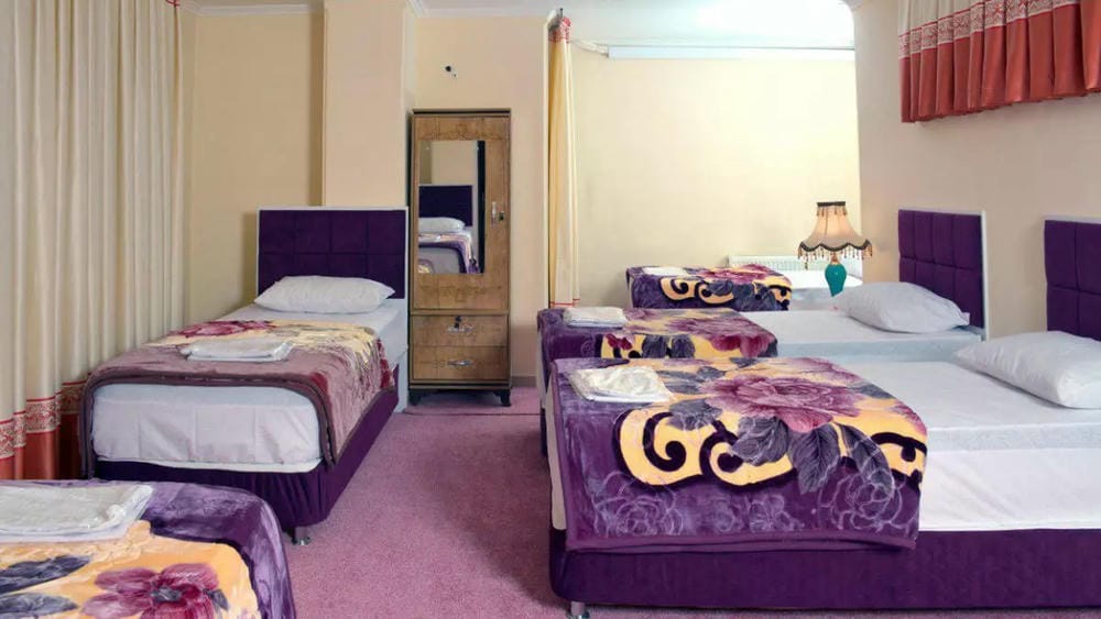 Saeb Apartment Hotel Tabriz